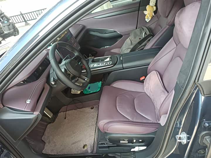 Фото 7 - Xiaomi SU7