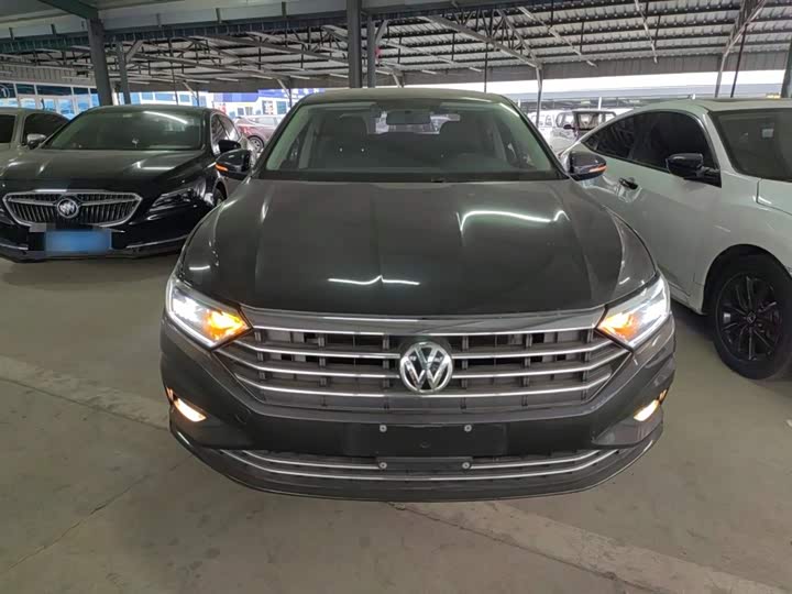 Фото 3 - Volkswagen Sagitar L