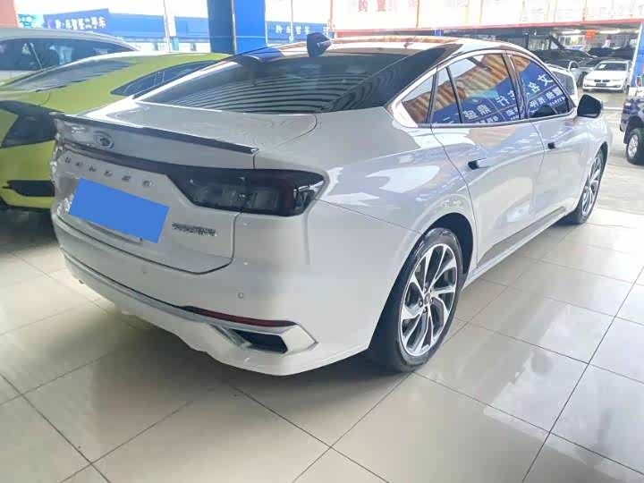 Фото 8 - Ford Mondeo