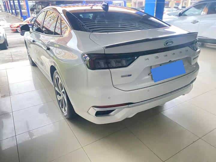 Фото 9 - Ford Mondeo