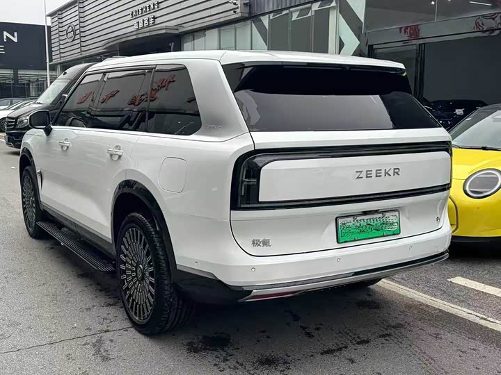 Фото 7 - Zeekr 9X