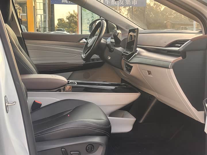 Фото 4 - Volkswagen ID.6 X