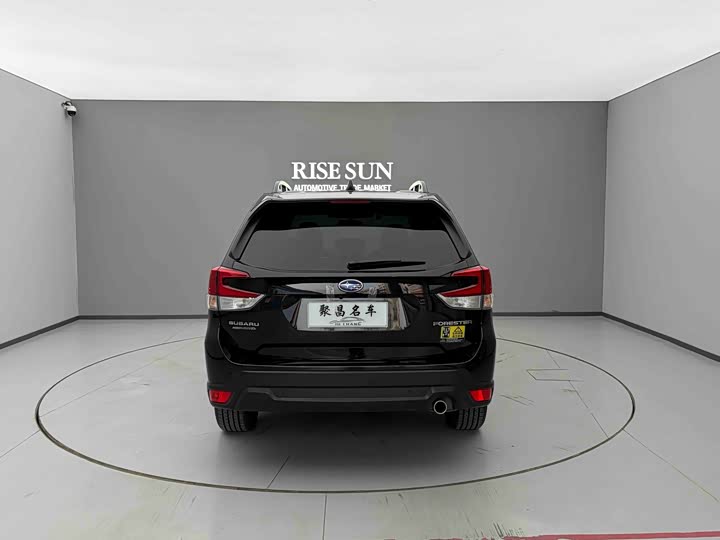 Фото 6 - Subaru Forester