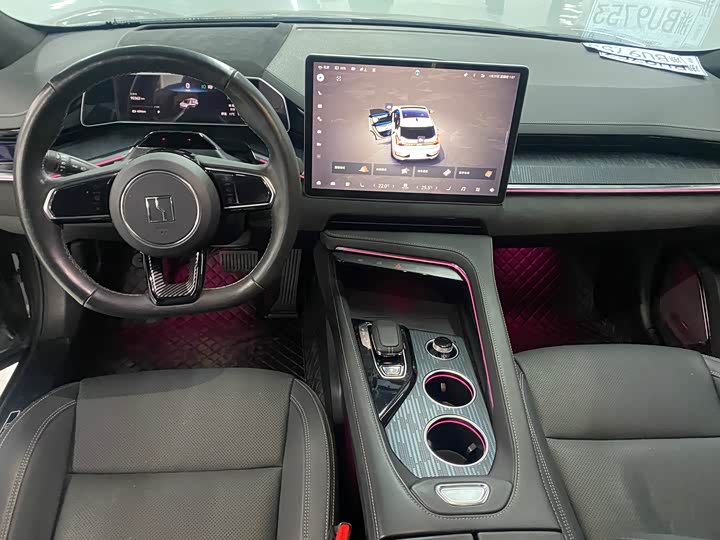 Фото 7 - Zeekr 001