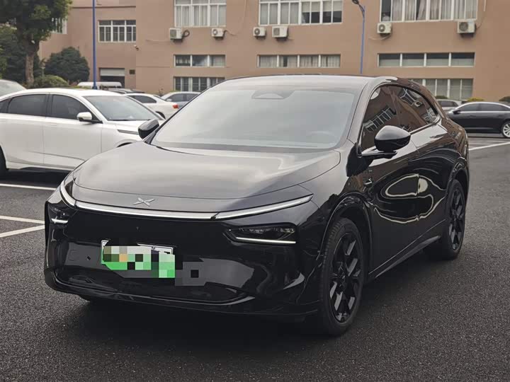 Фото 2 - XPeng G7