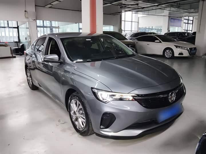 Фото 4 - Buick Verano