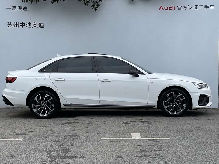 Фото 3 - Audi A4L