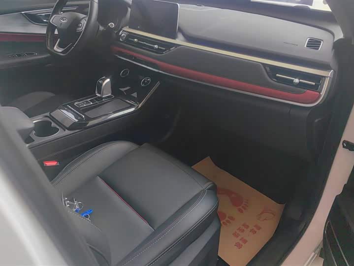 Фото 8 - Chery Tiggo 7