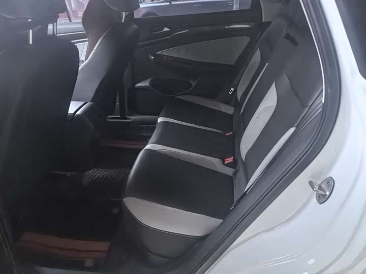 Фото 8 - Jetta VS7