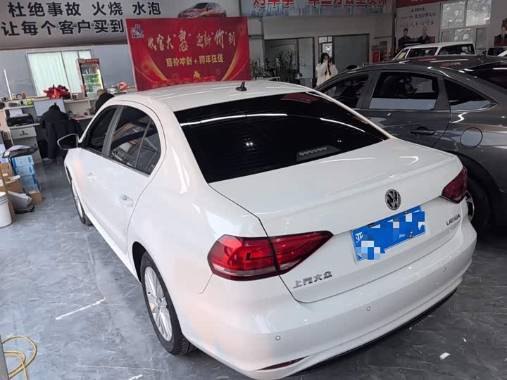 Фото 5 - Volkswagen Lavida