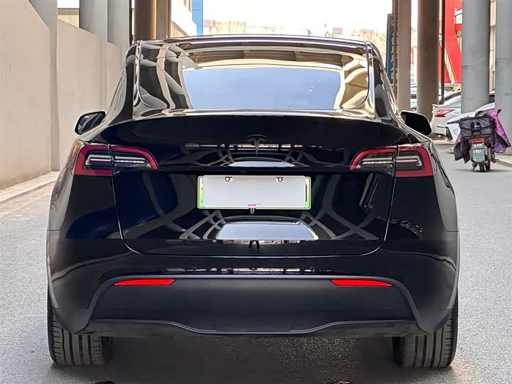 Фото 5 - Tesla Model Y