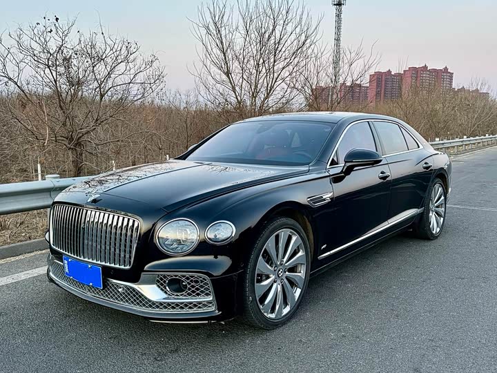 Фото 5 - Bentley Flying Spur