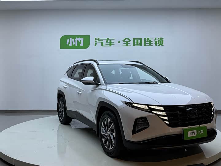 Фото 3 - Hyundai Tucson L