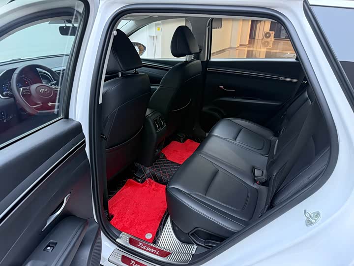 Фото 9 - Hyundai Tucson L