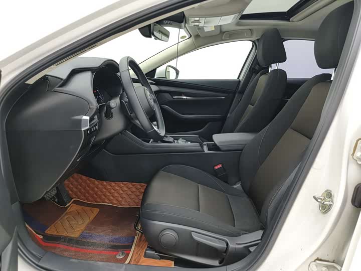 Фото 7 - Mazda 3 (Axela)