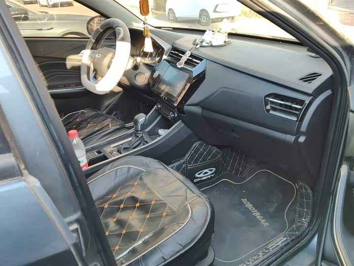 Фото 8 - Chery Tiggo 3x