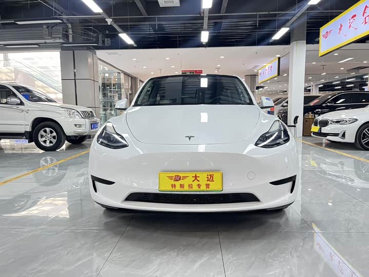 Фото 3 - Tesla Model Y