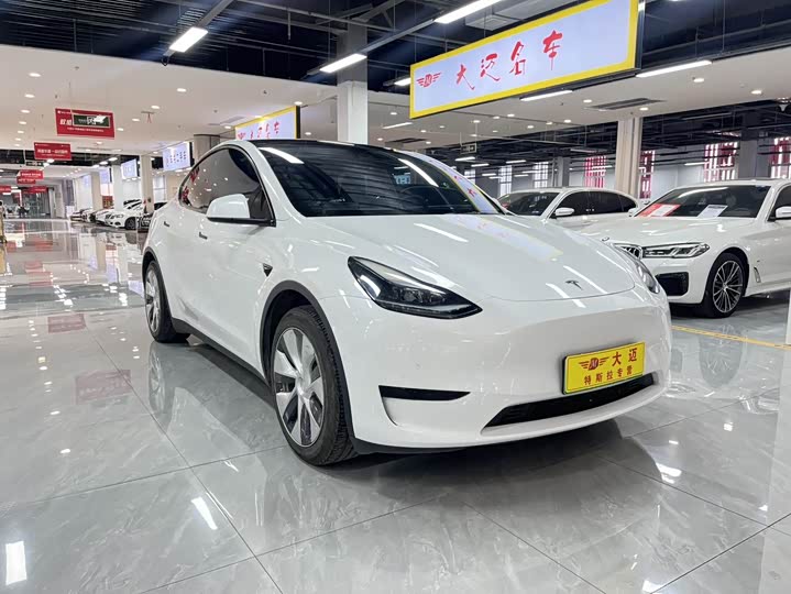 Фото 4 - Tesla Model Y