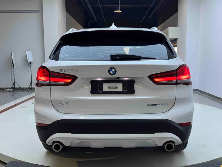 Фото 5 - BMW X1