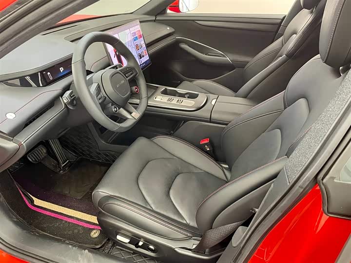 Фото 6 - Xiaomi SU7