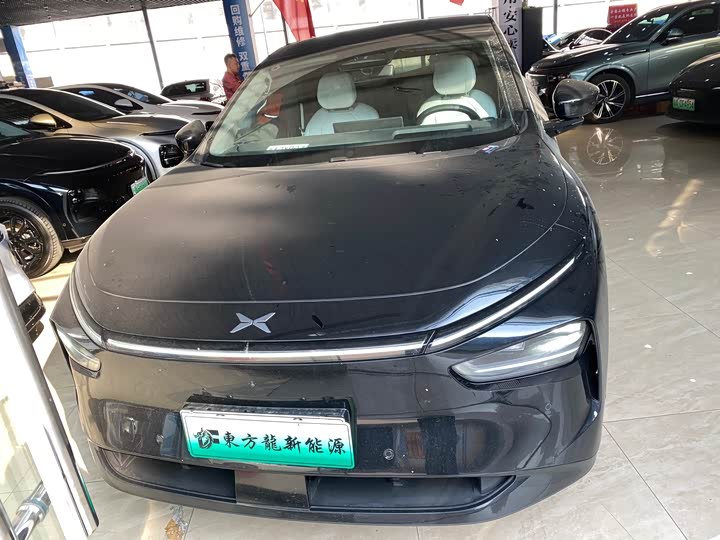 Фото 2 - XPeng G7