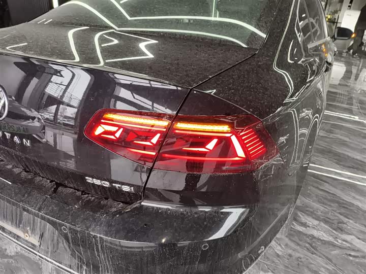 Фото 8 - Volkswagen Magotan