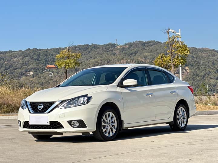 Фото 1 - Nissan Sylphy