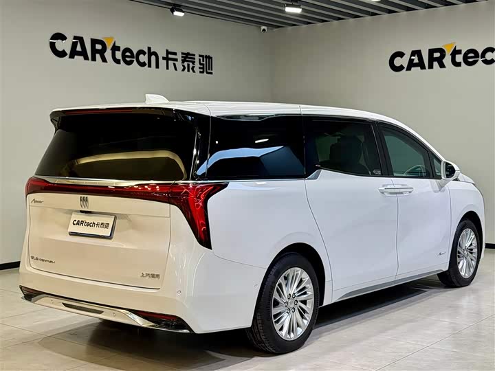 Фото 4 - Buick GL8 Century