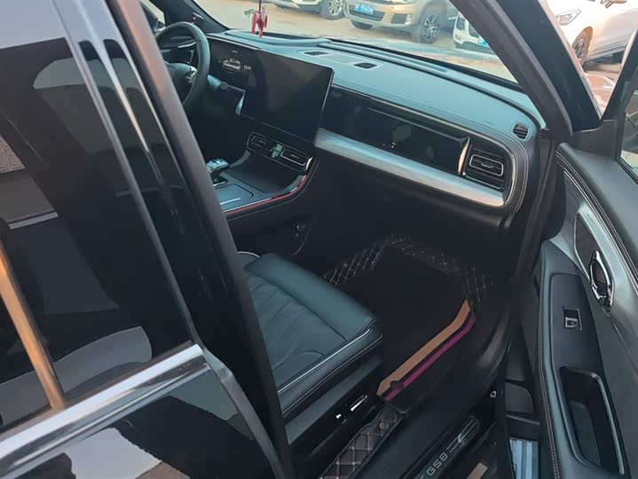 Фото 8 - GAC Trumpchi GS8