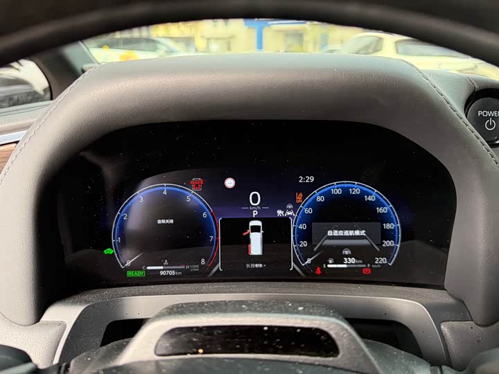 Фото 8 - Toyota Vellfire