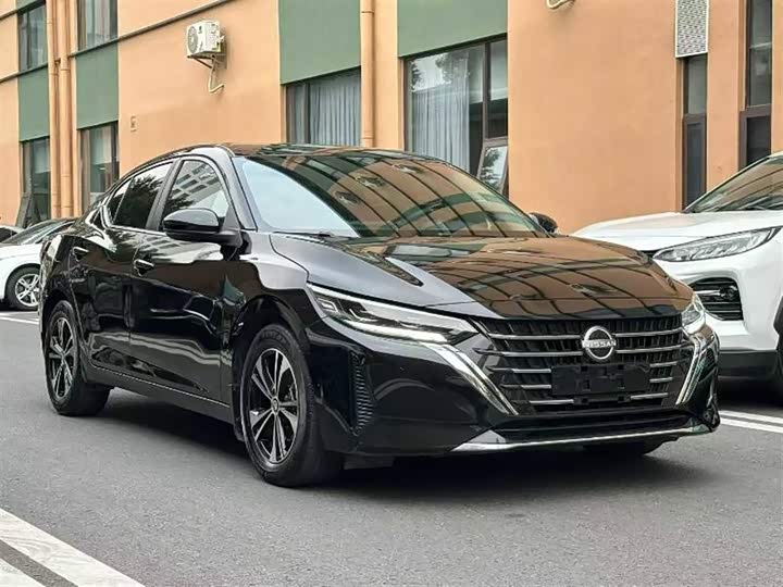 Фото 1 - Nissan Sylphy