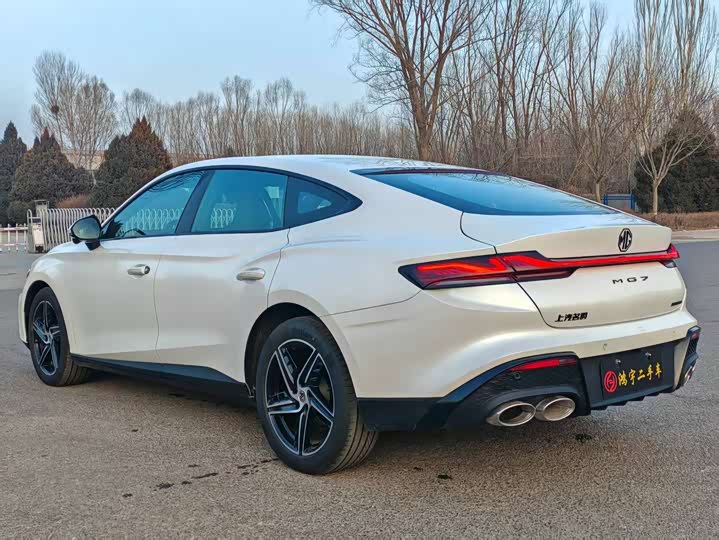 Фото 9 - MG Motor 7