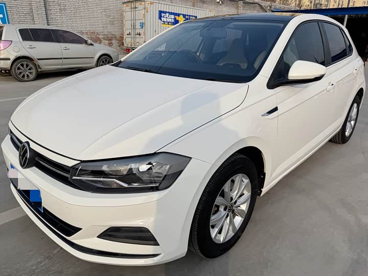 Фото 2 - Volkswagen Polo