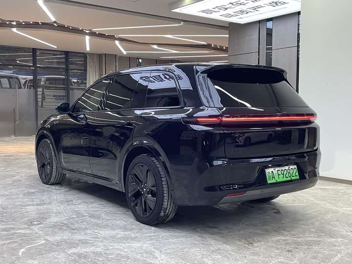 Фото 4 - LiXiang L8