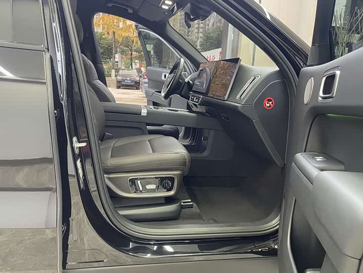 Фото 9 - LiXiang L8