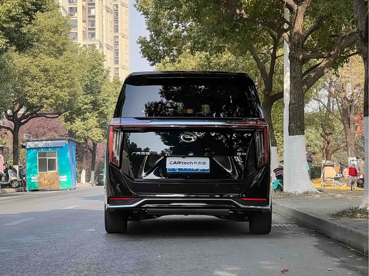 Фото 4 - GAC Trumpchi M8