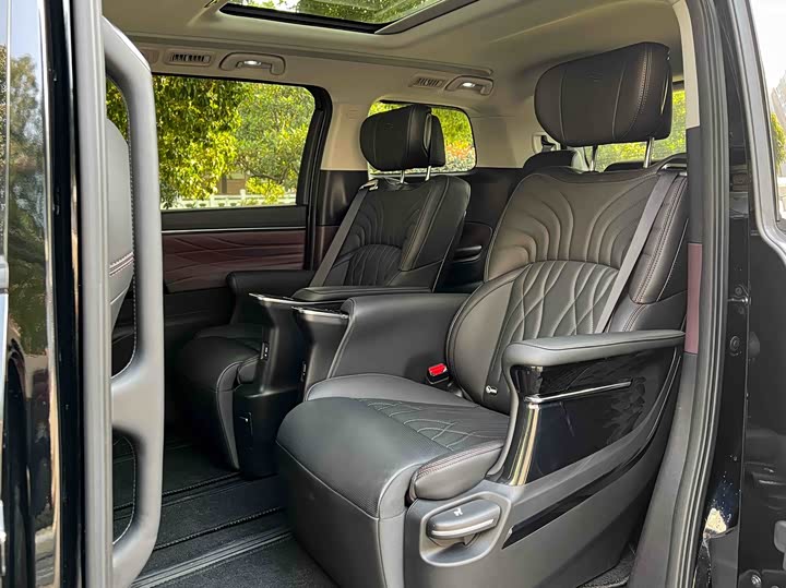 Фото 9 - GAC Trumpchi M8