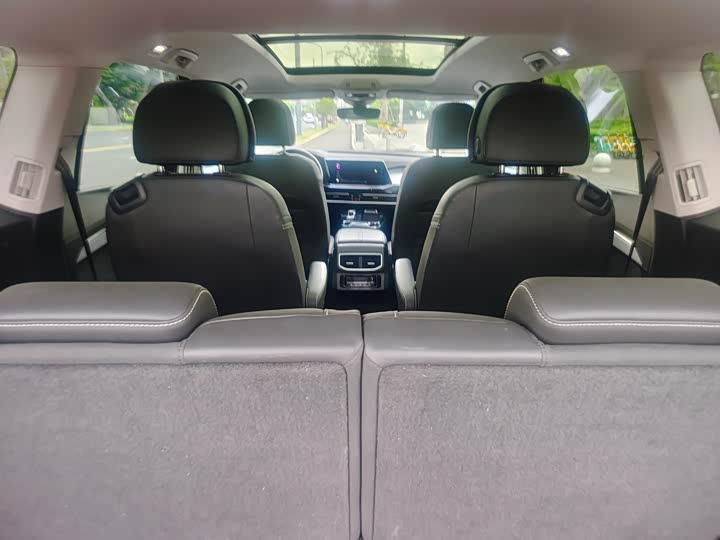 Фото 6 - Volkswagen Talagon