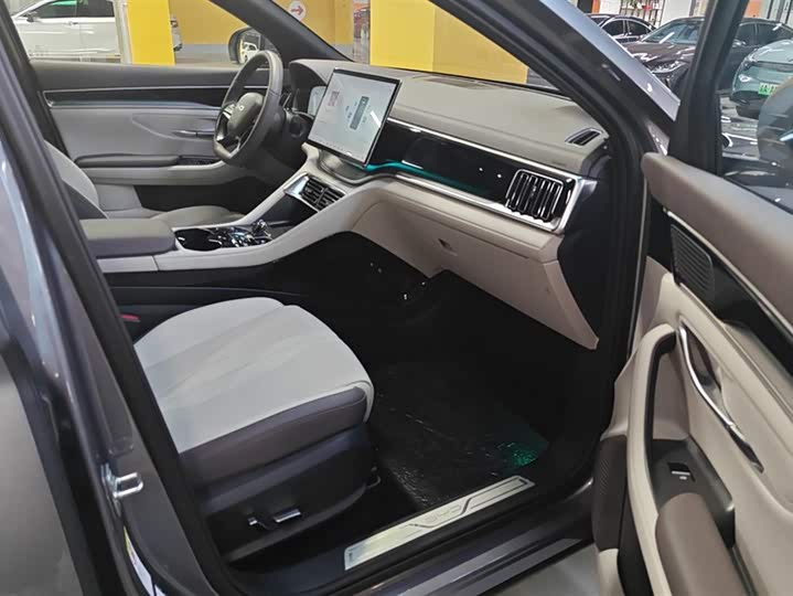 Фото 8 - BYD Song Plus Hybrid/EV