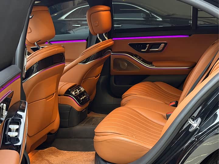 Фото 7 - Mercedes-Benz S-Class