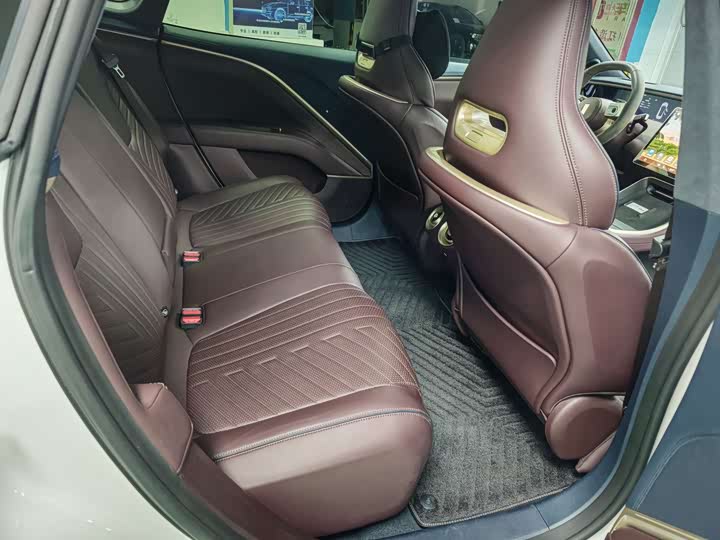 Фото 9 - Avatr 11