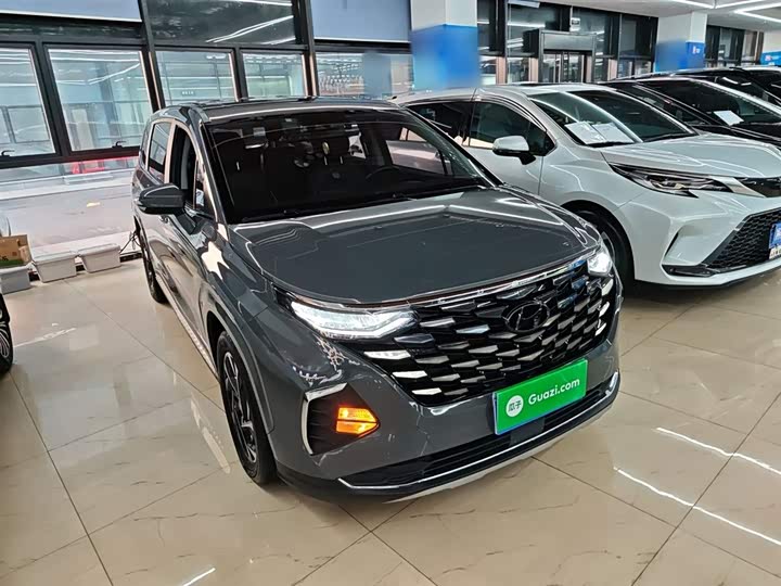 Фото 4 - Hyundai Custo