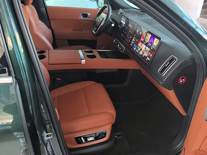 Фото 8 - LiXiang L9