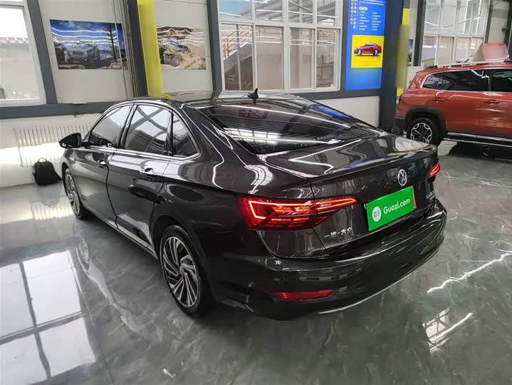 Фото 5 - Volkswagen Sagitar L