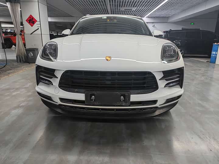 Фото 2 - Porsche Macan