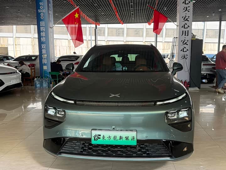 Фото 2 - XPeng G9