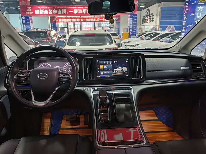 Фото 5 - GAC Trumpchi M8