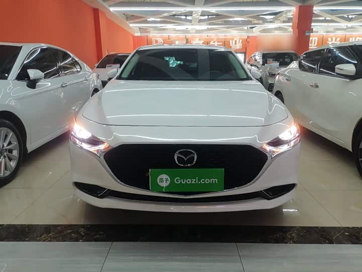 Фото 3 - Mazda 3 (Axela)