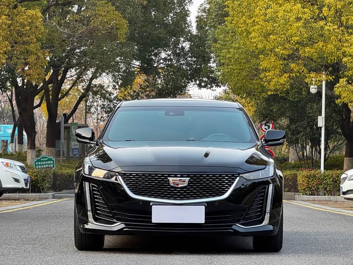 Фото 2 - Cadillac CT5