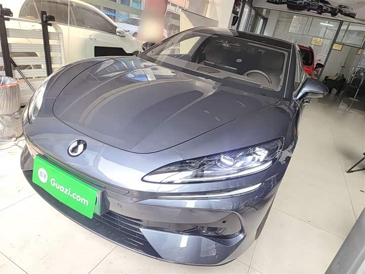 Фото 2 - Denza Z9